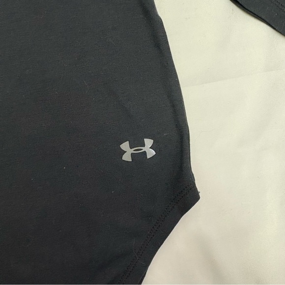 3/$30 Under Armour Women’s Medium (approx) Breathe Open Back Long Sleeve Flow - Picture 8 of 8